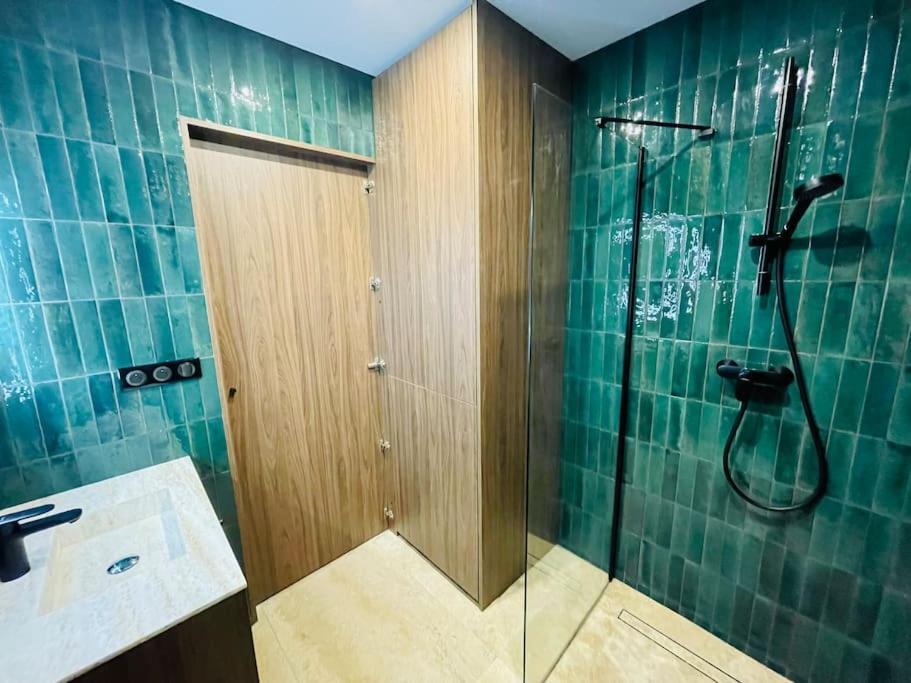 Maison Lacroix - Duplex Сет Екстериор снимка